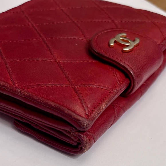 🌟Vintage Chanel Red Compact Wallet - Picture 12 of 13